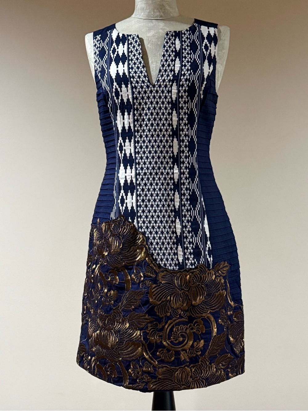 Anthropologie x Floreat Print Embroidered Blue White Floral Bronze Dress size 0